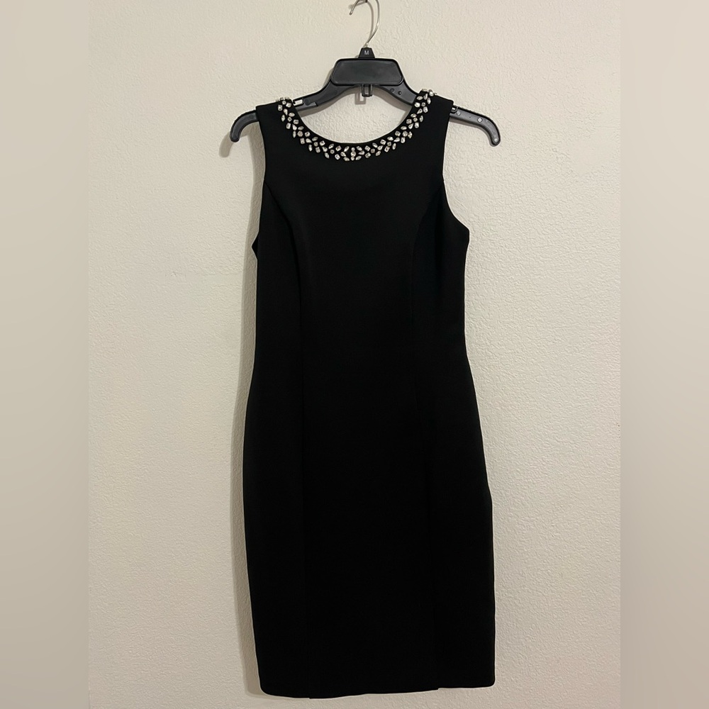 Vince Camuto Black Sheath Mini Dress Crew Neck Sleeveless